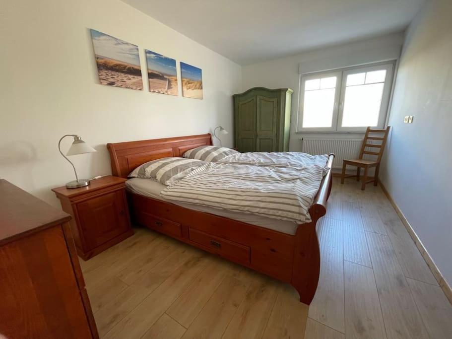 Charmante Ferienwohnung In Idyllischer Lage 제베 외부 사진